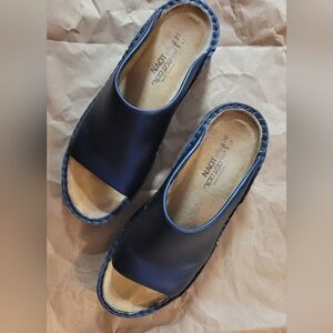 NAOT ROME Dark Blue Leather Slise Sandals Size EU 39/ 8US